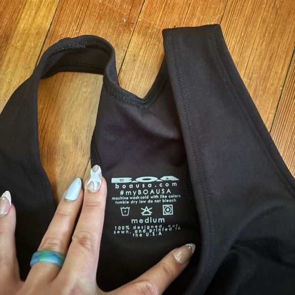 BOA Black Sports Bra - Picture 2 of 2